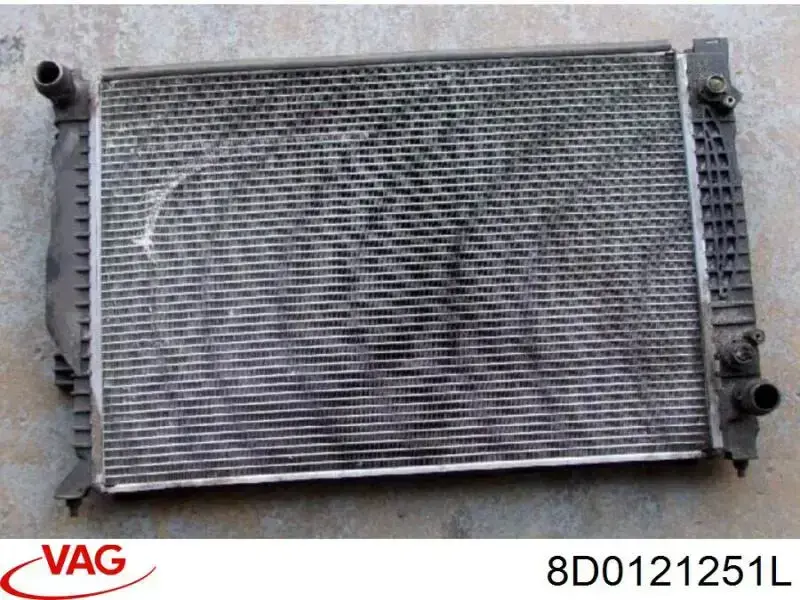 8D0121251L VAG radiador