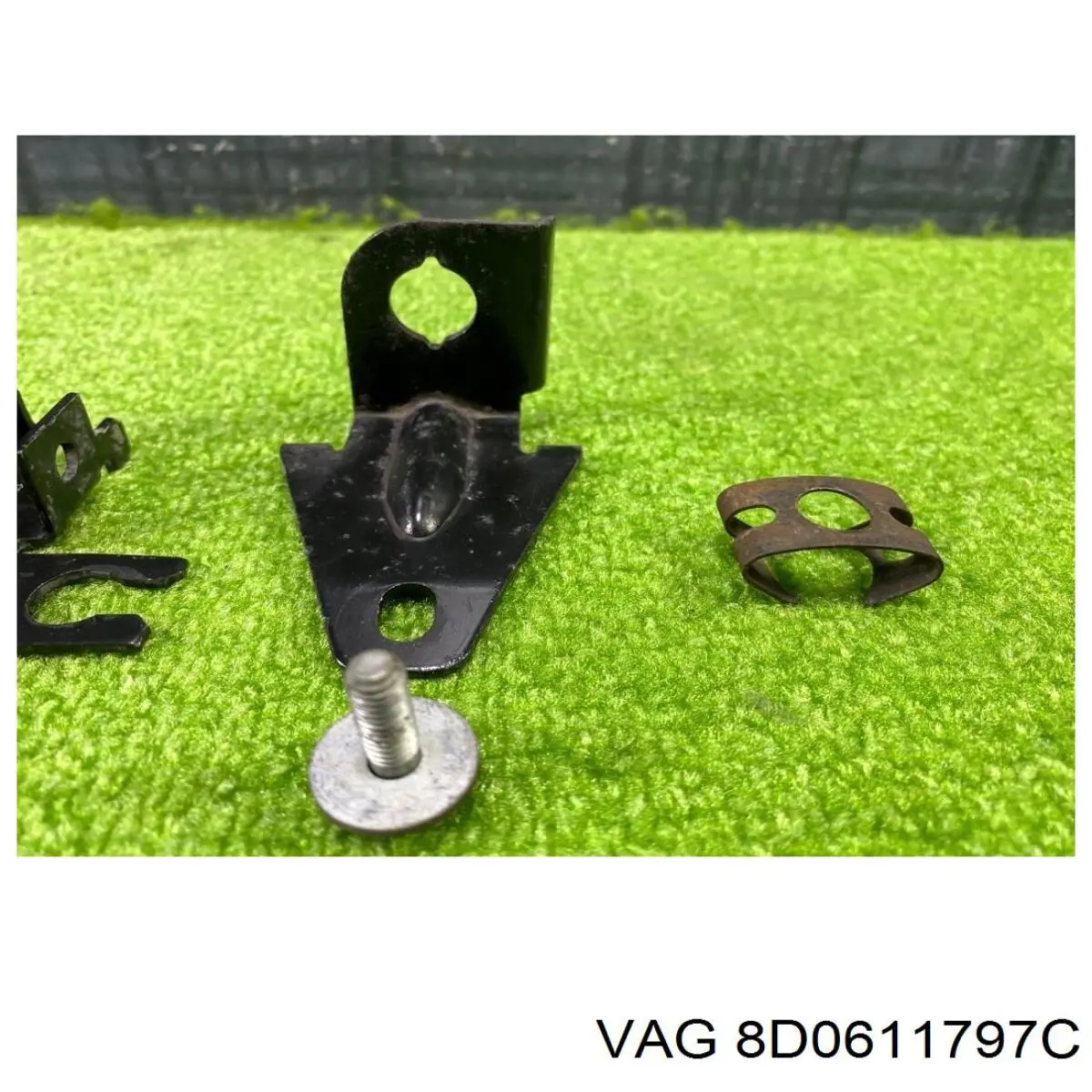 8D0611797C VAG 