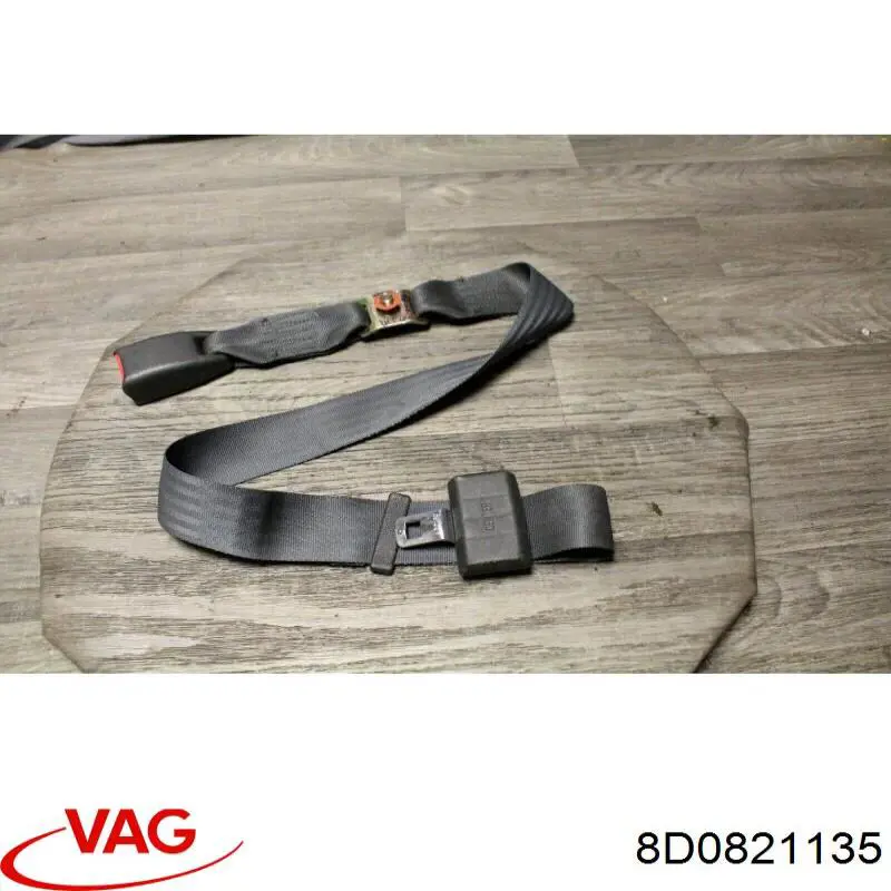  VAG 8D0821135