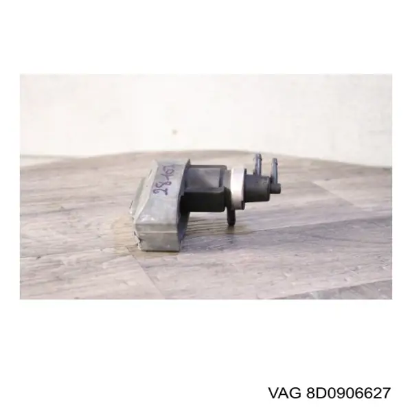 Válvula solenoide de control de presión de sobrealimentación VAG 8D0906627 precio, desde 34,85 EUR