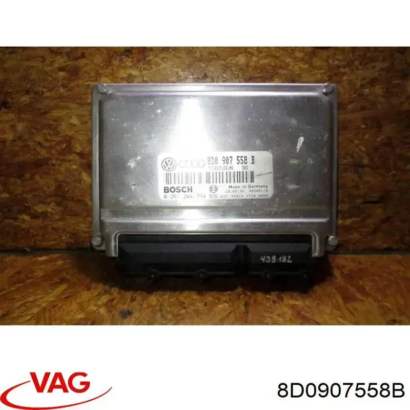 Unidad de control del motor  VAG 8D0907558B precio, desde 68,24 EUR