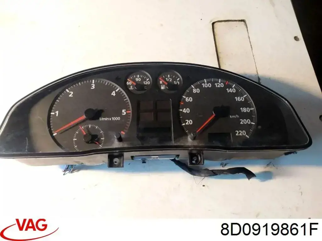8D0919861F VAG 