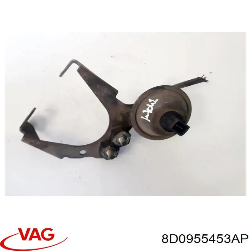 Deposito del lavaparabrisas VAG 8D0955453AP precio, desde 10,10 EUR