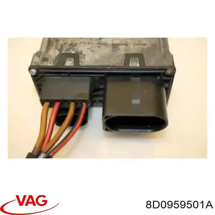 Regulador de velocidad del ventilador de refrigeración (unidad de control) 8D0959501A VAG
