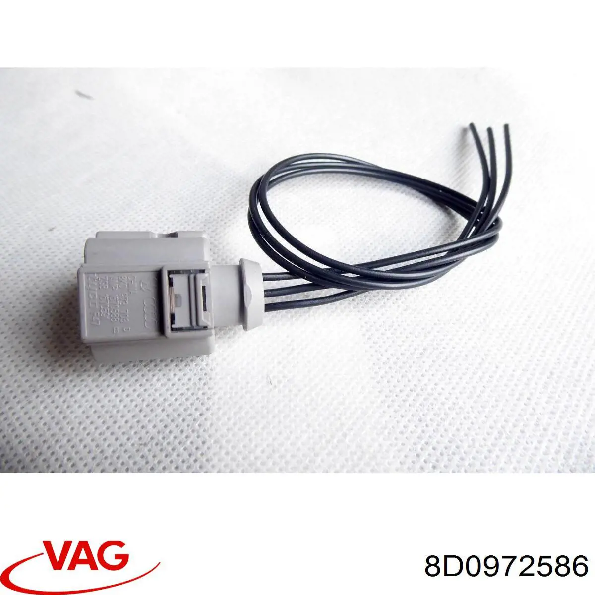 8D0972586 VAG 