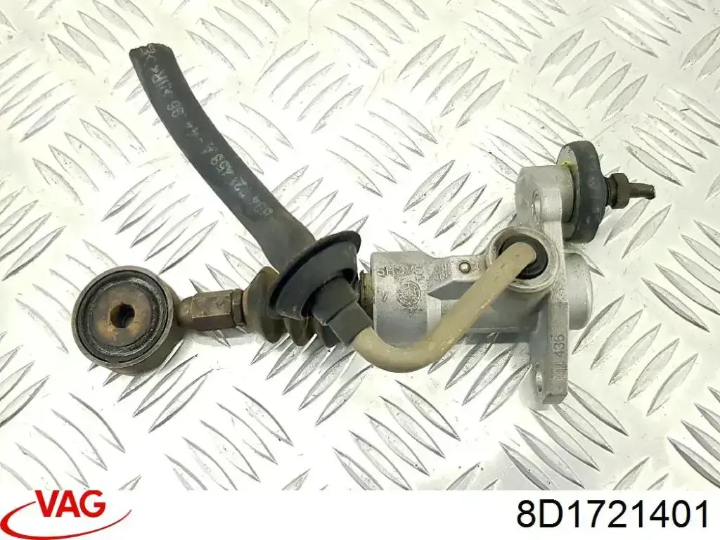 Cilindro maestro de embrague 8D1721401 VAG