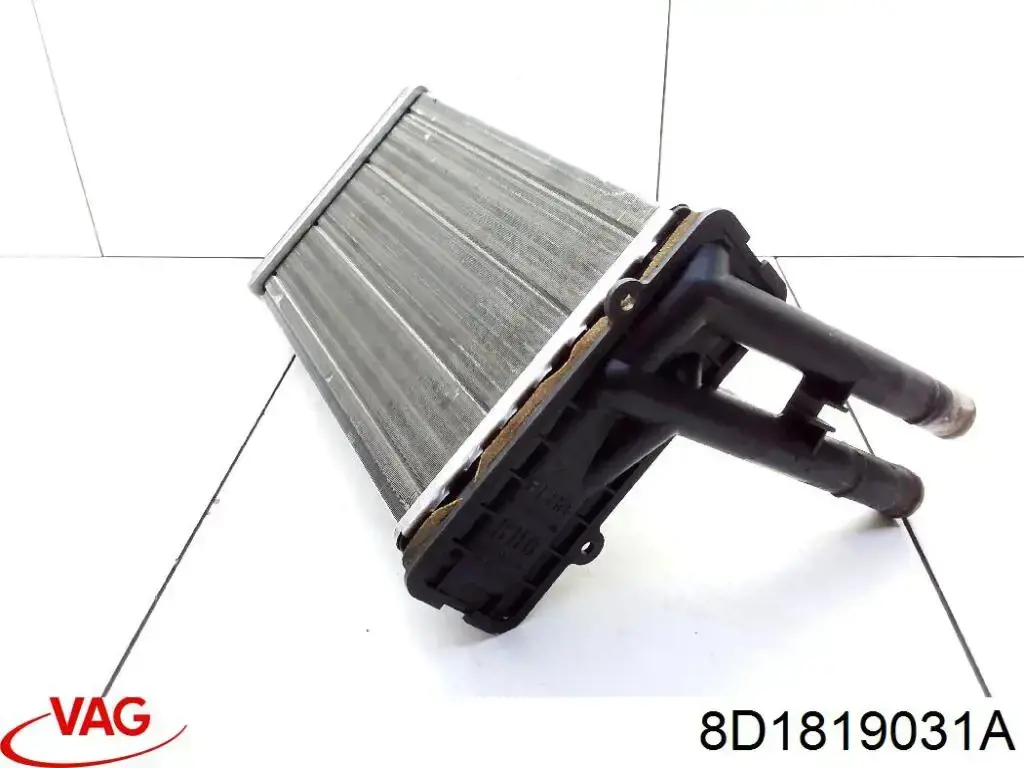 Radiador de calefacción VAG 8D1819031A precio, desde 24,36 EUR