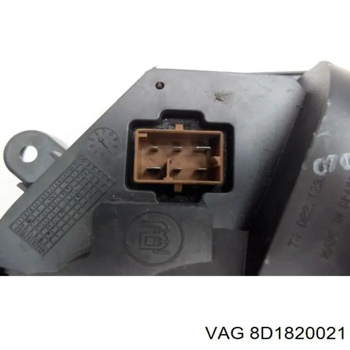 8D1820021 VAG Ventilador de habitáculo