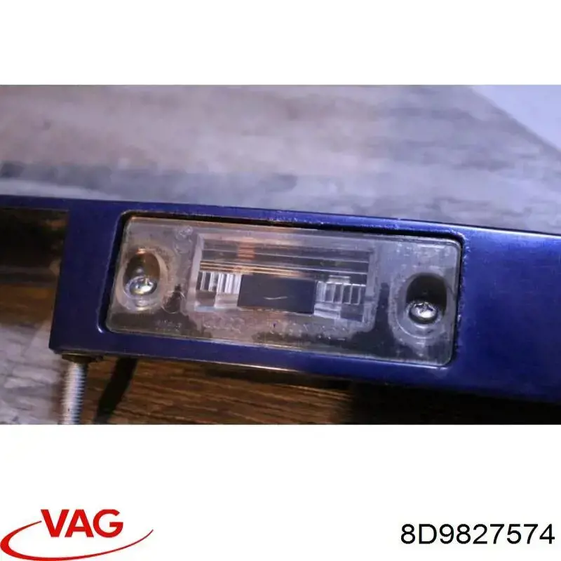 8D9827574 VAG 