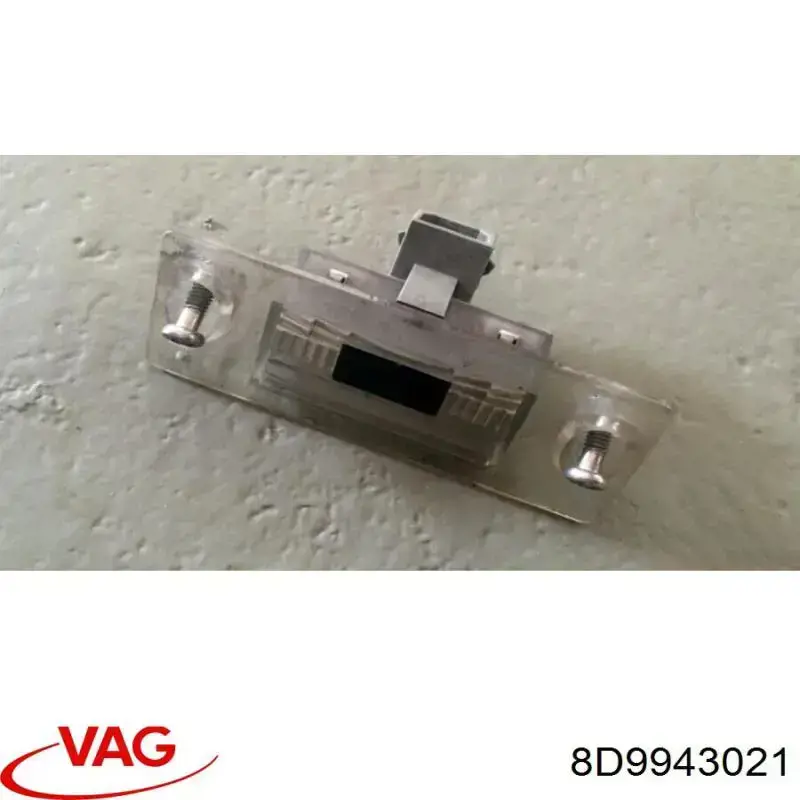 Lampara de matricula VAG 8D9943021 precio, desde 18,85 EUR