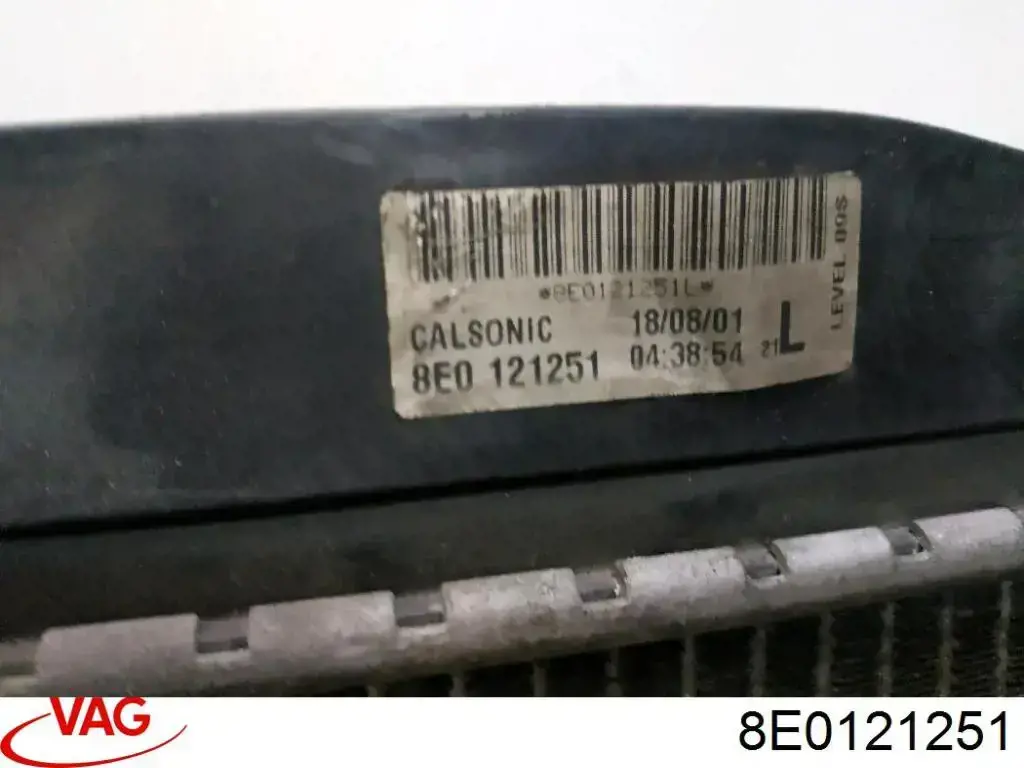 Comprar 8E0121251 VAG Radiador de auto