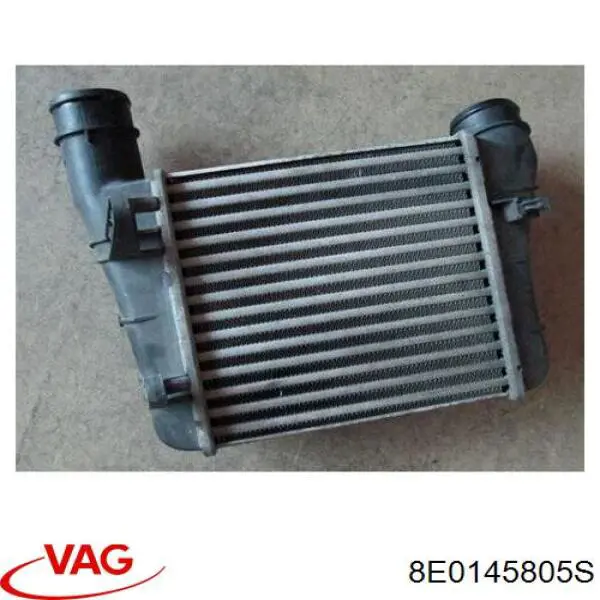 8E0145805S VAG radiador de aire de admisión