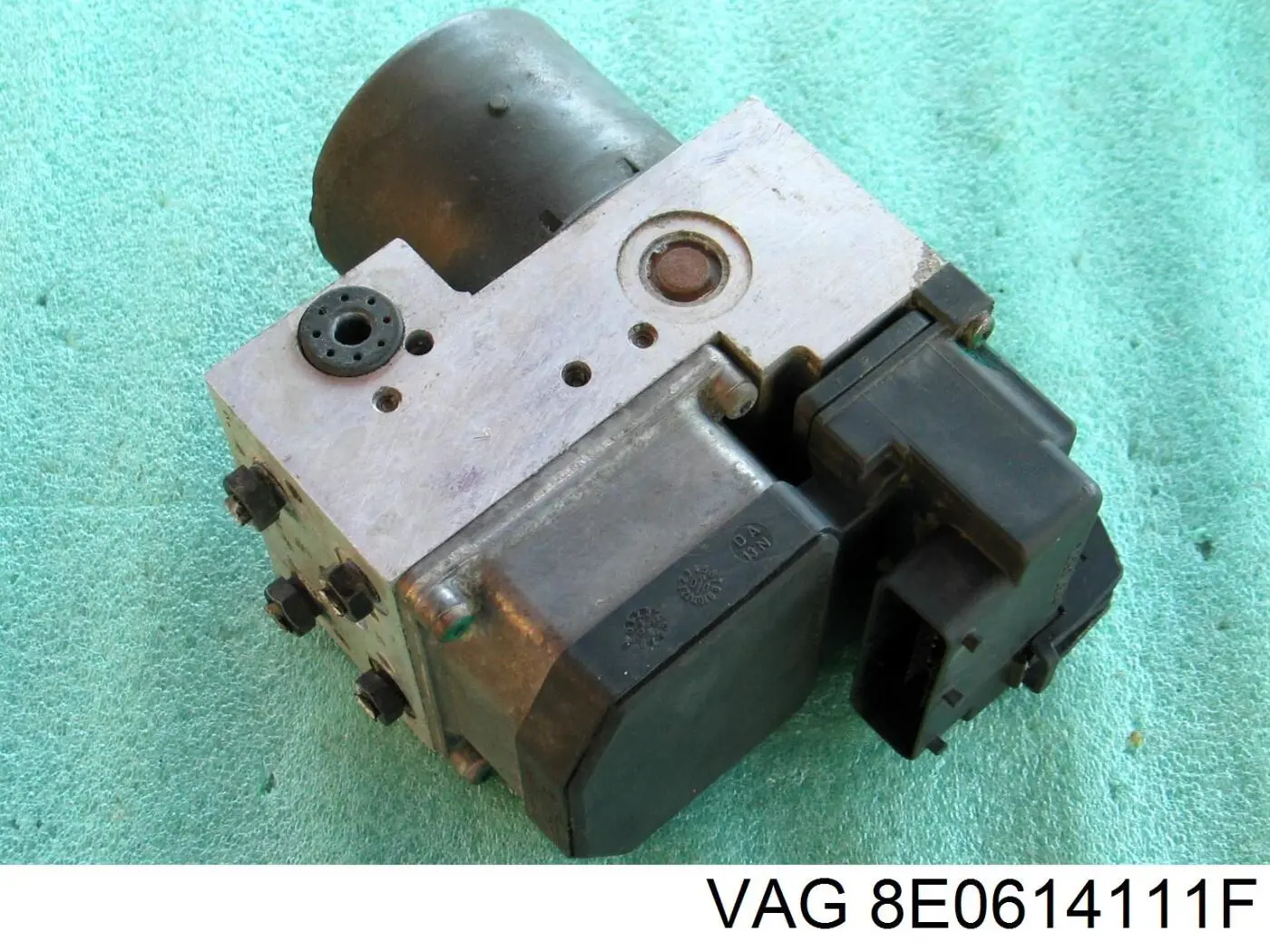 Bloque hidráulico ABS VAG 8E0614111F precio, desde 135,04 EUR
