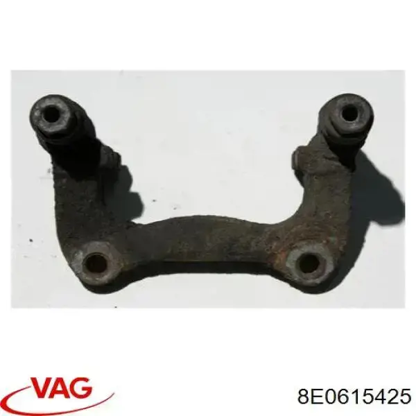 Soporte de la pinza de freno trasera 8E0615425 VAG