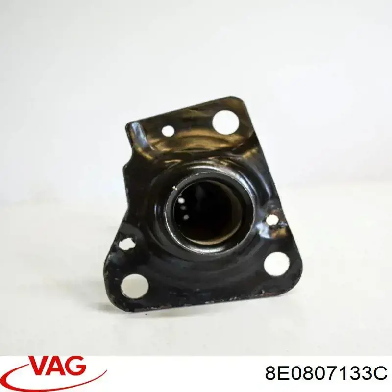 Soporte del refuerzo del parachoques delantero VAG 8E0807133C precio, desde 61,26 EUR
