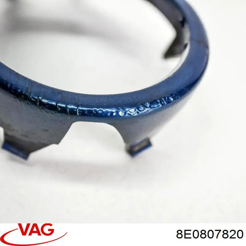  VAG 8E0807820