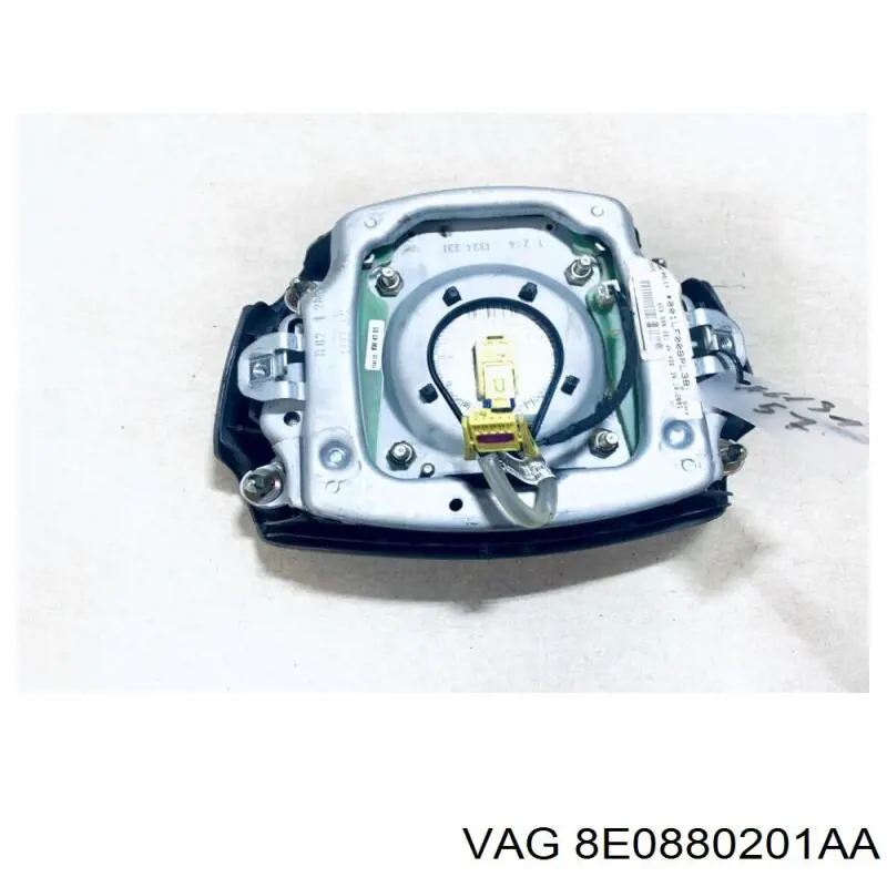 Airbag del conductor VAG 8E0880201AA