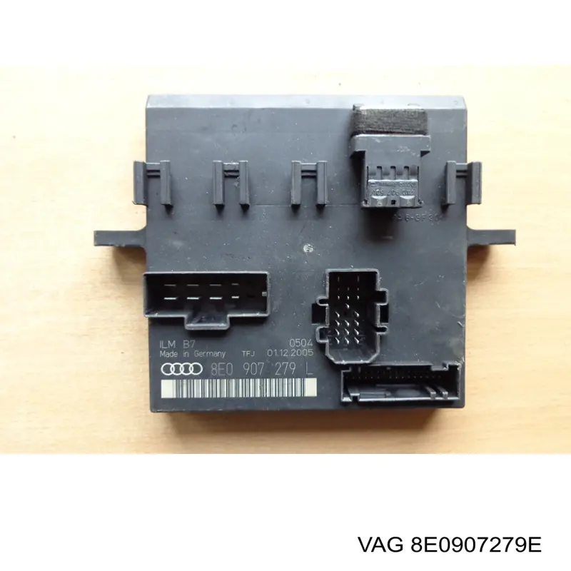Módulo de control de red de a bordo VAG 8E0907279E precio, desde 135,04 EUR