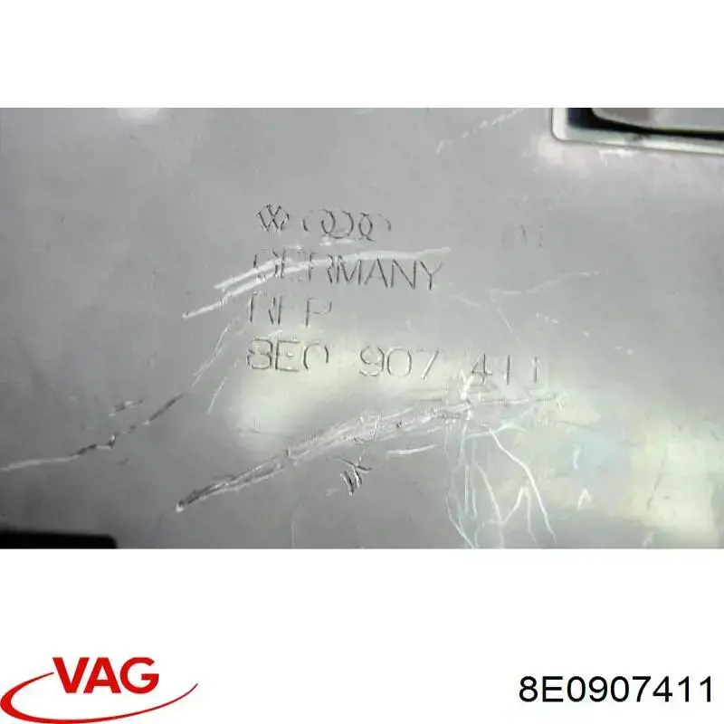 ECU 8E0907411 VAG
