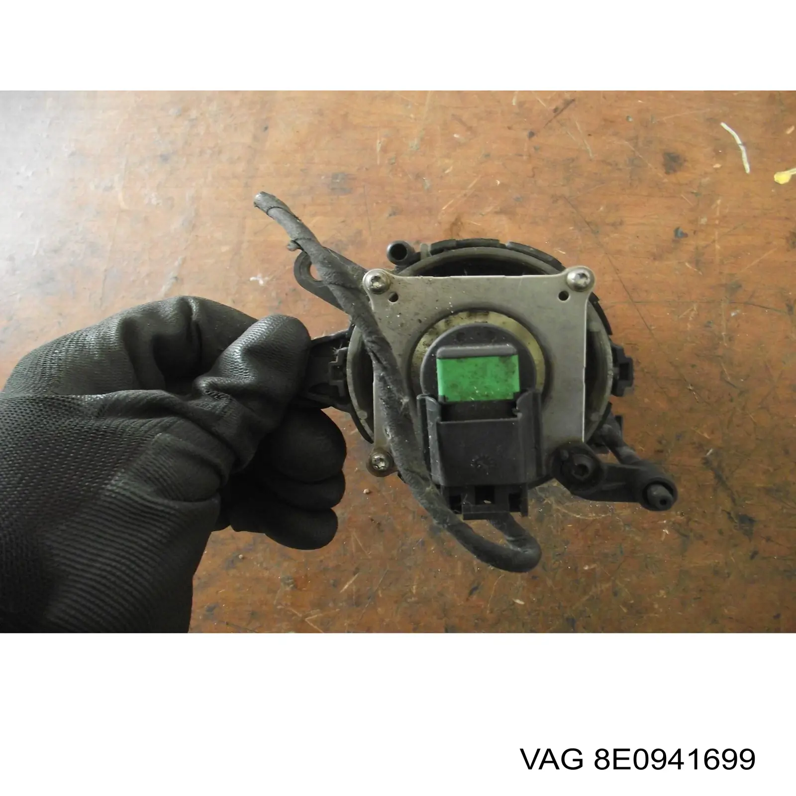 Comprar 8E0941699 VAG Luz antiniebla izquierdo