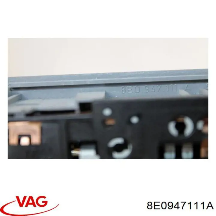 Comprar 8E0947111A VAG Luz interior trasera