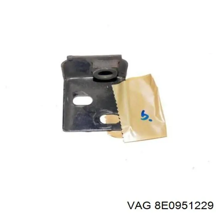 8E0951229 VAG 