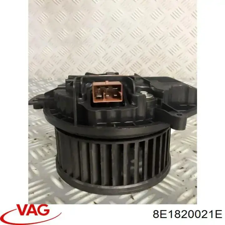 Motor eléctrico, ventilador habitáculo Audi A4 8EC