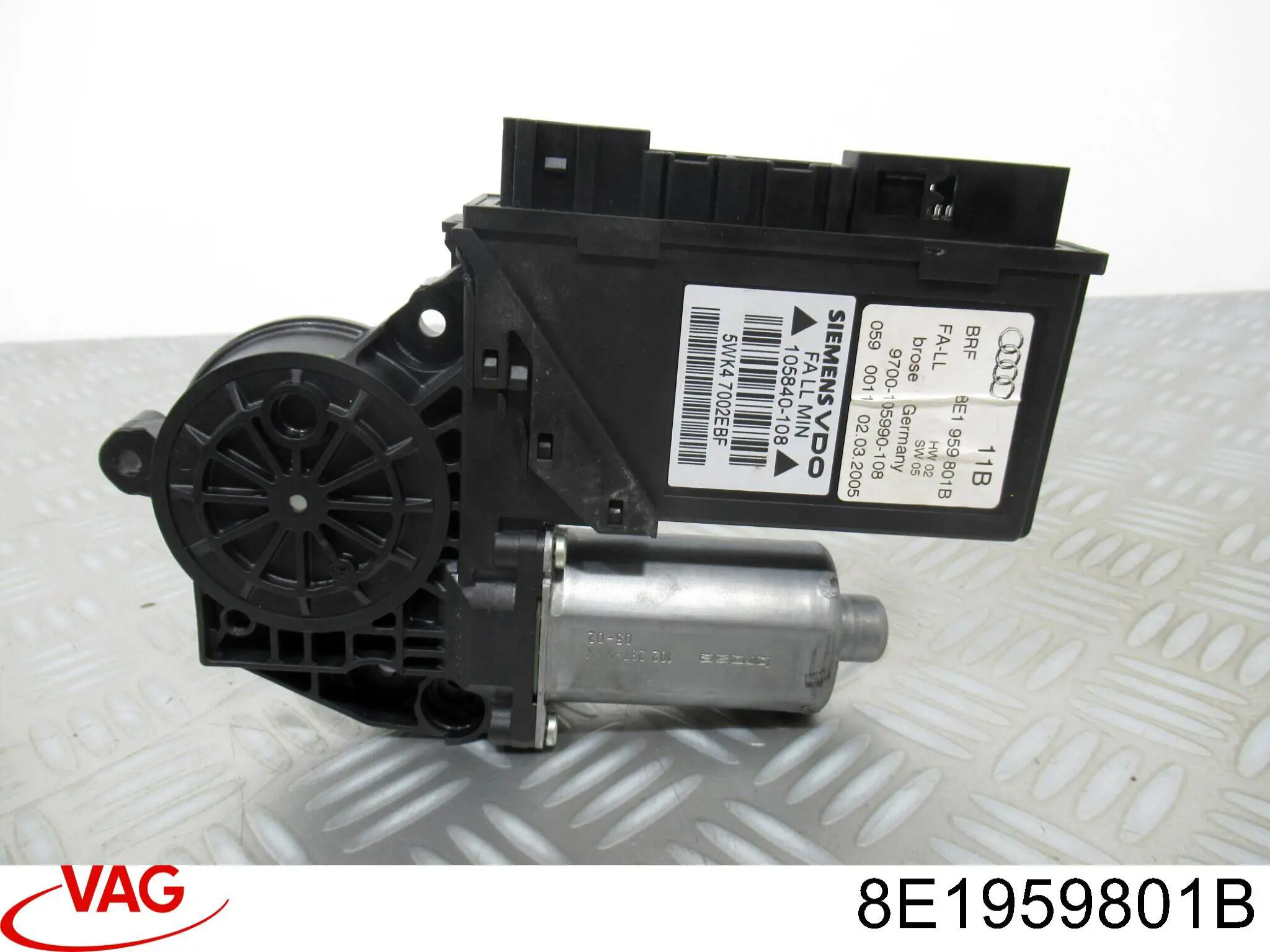 8E1959801B VAG Motor elevalunas, puerta delantera izquierda