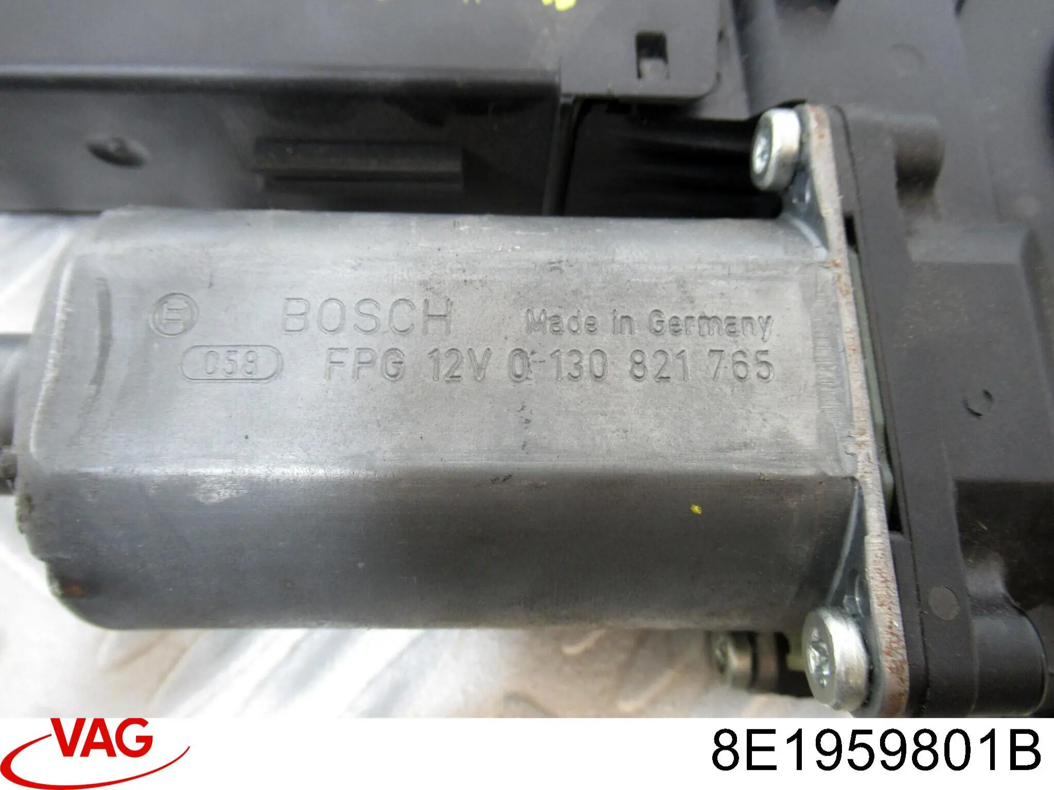 Motor eléctrico, elevalunas, puerta del conductor VAG 8E1959801B precio, desde 76,96 EUR