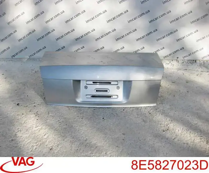 Tapa del maletero VAG 8E5827023D precio, desde 198,92 EUR