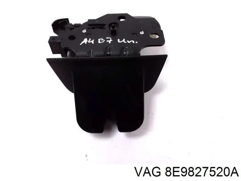 8E9827520A VAG 