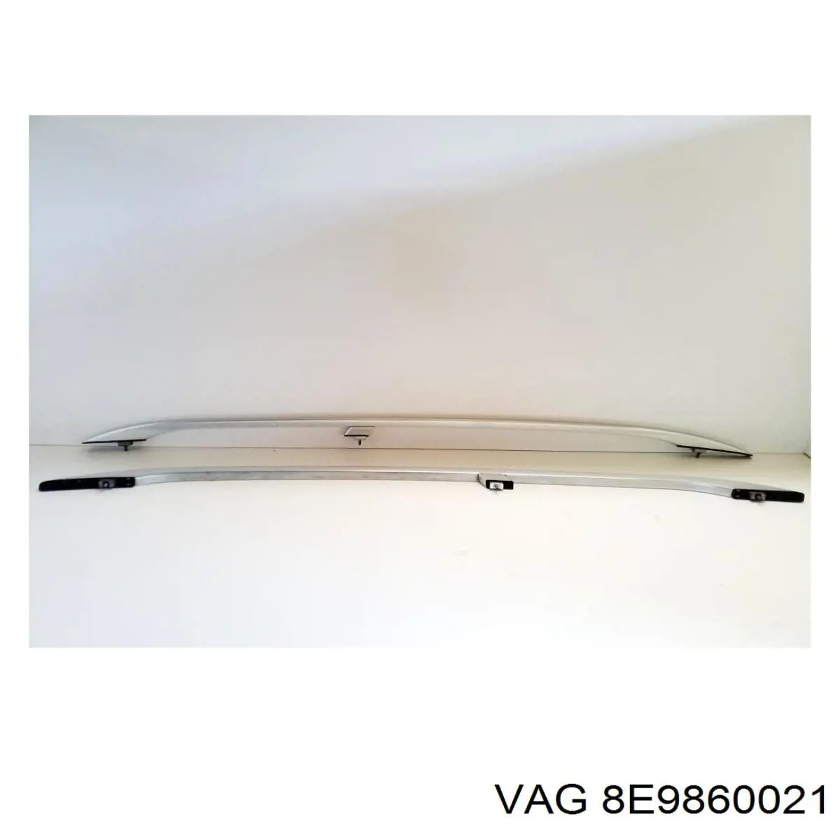 8E9860021 VAG 