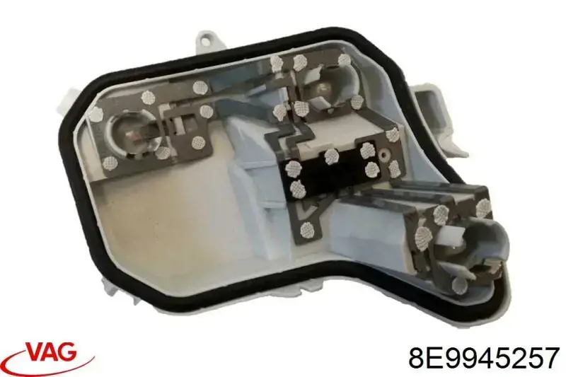 Comprar 8E9945257 VAG Portalámparas de luz trasera