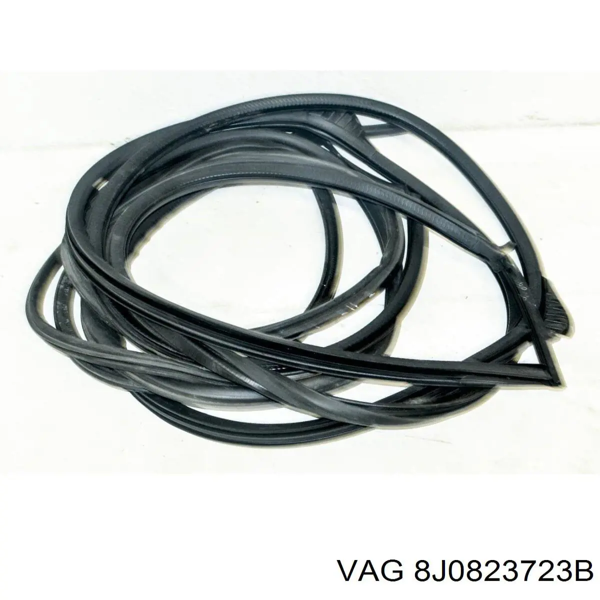 8J0823723B VAG 