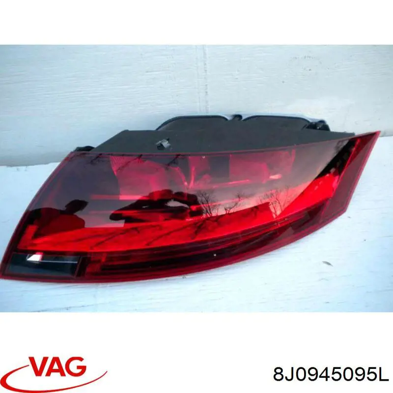 Piloto trasero izquierdo VAG 8J0945095L precio, desde 325,74 EUR