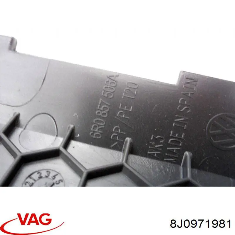 Tapa de la caja de fusibles VAG 8J0971981 precio, desde 7,11 EUR