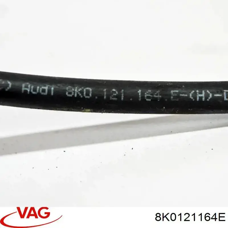 Manguera superior del depósito de expansión VAG 8K0121164E