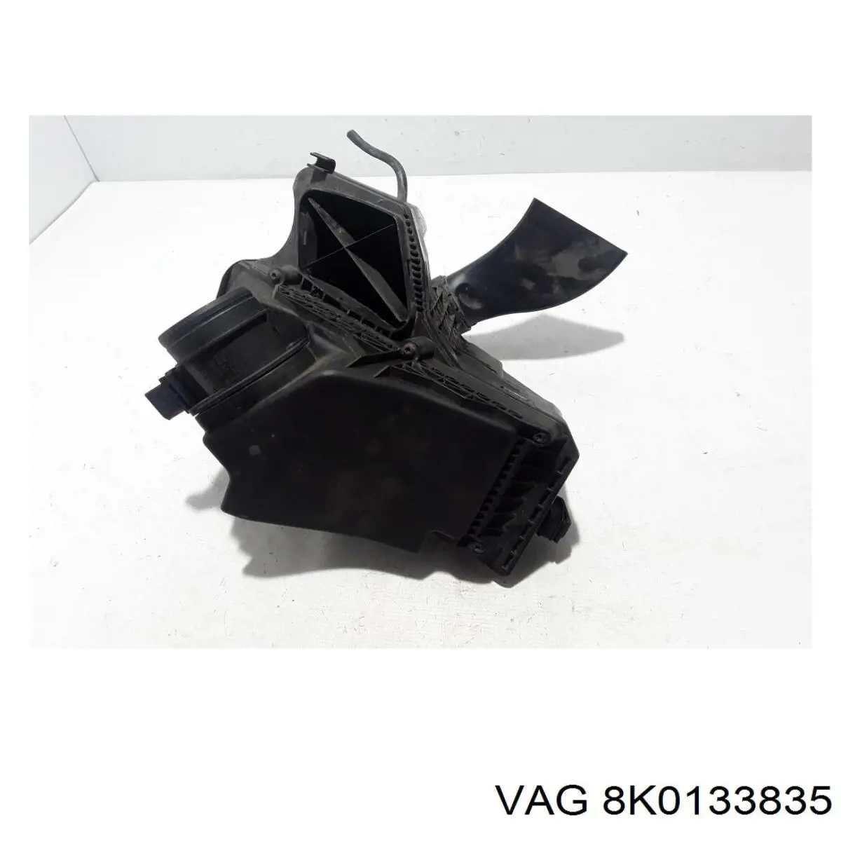 8K0133835 VAG