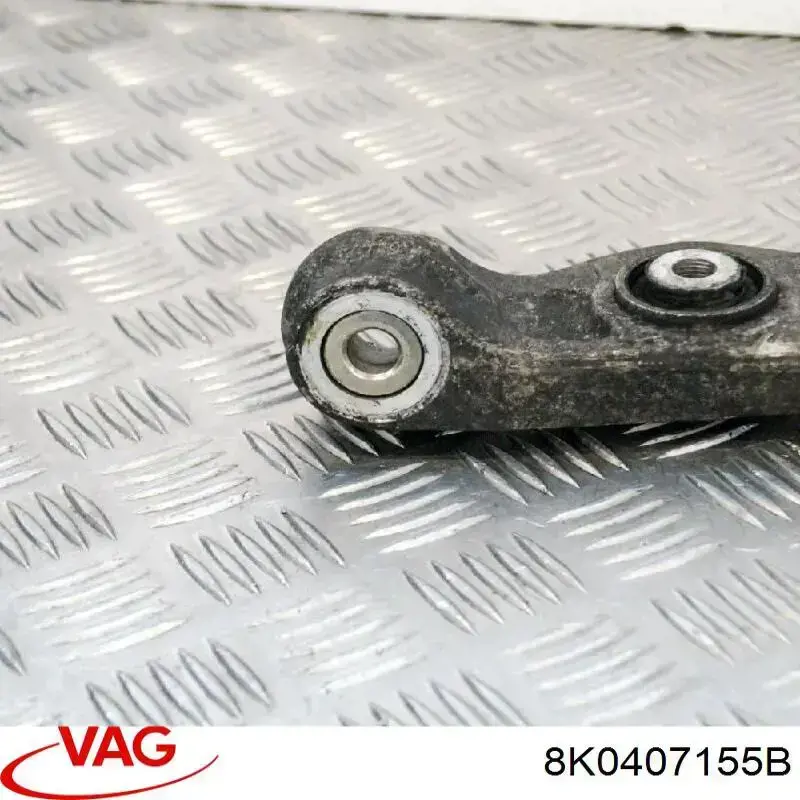 Brazo inferior izquierdo de la suspensión delantera VAG 8K0407155B precio, desde 52,65 EUR