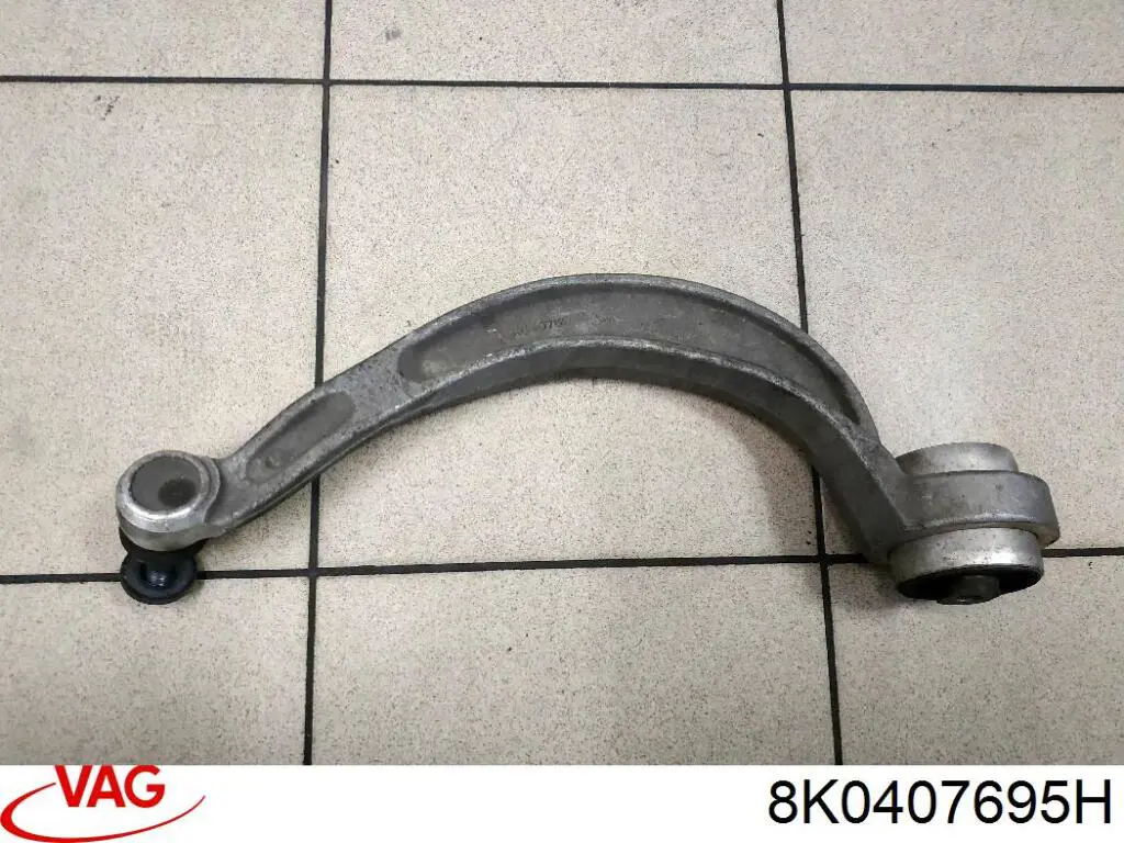 Comprar 8K0407695H VAG Brazo inferior izquierdo de la suspensión delantera