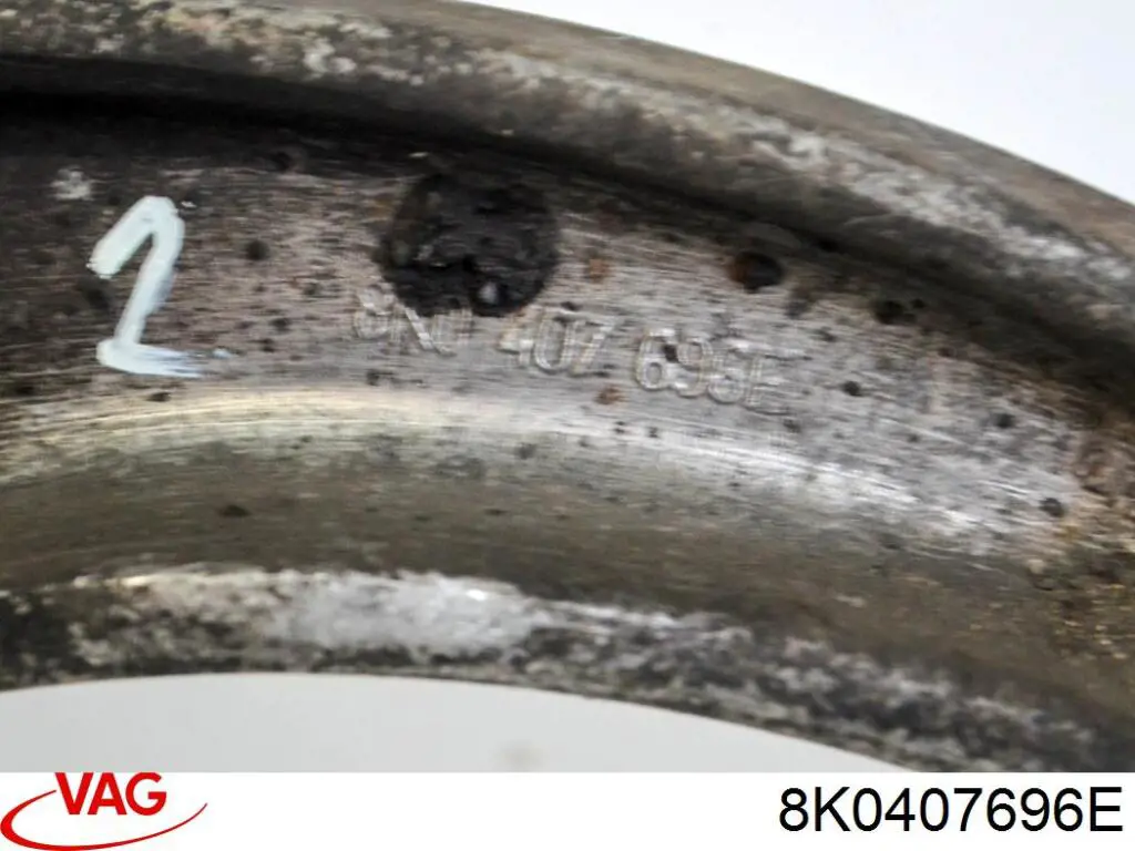 Comprar 8K0407696E VAG Brazo inferior derecho de la suspensión delantera