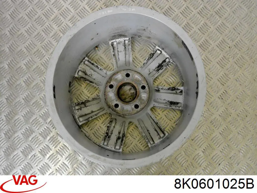 Rines VAG 8K0601025B precio, desde 137,94 EUR