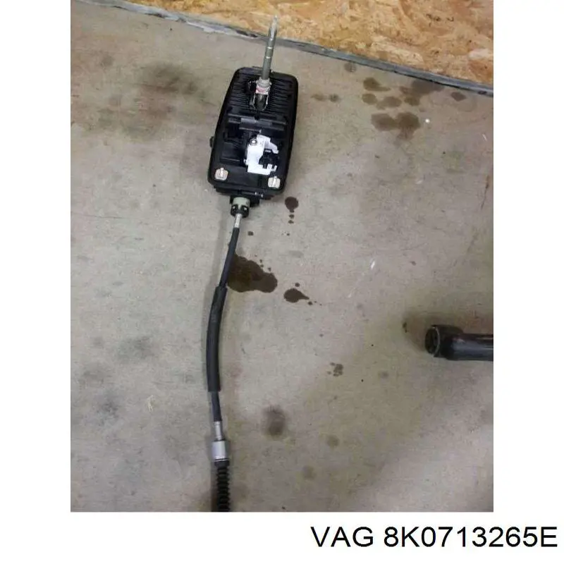 8K0713265E VAG Cable de accionamiento, caja de cambios (selección de marcha)