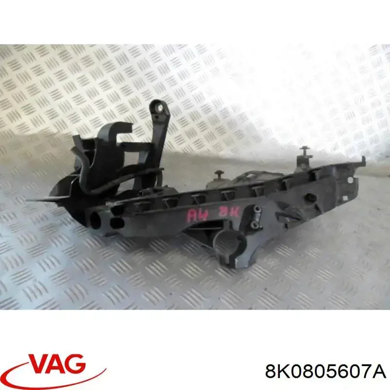 Soporte de fijación del faro delantero izquierdo VAG 8K0805607A precio, desde 27,95 EUR