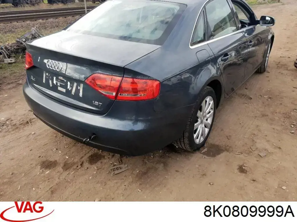 Carcasa del tubo de llenado del tanque de combustible 8K0809999A VAG