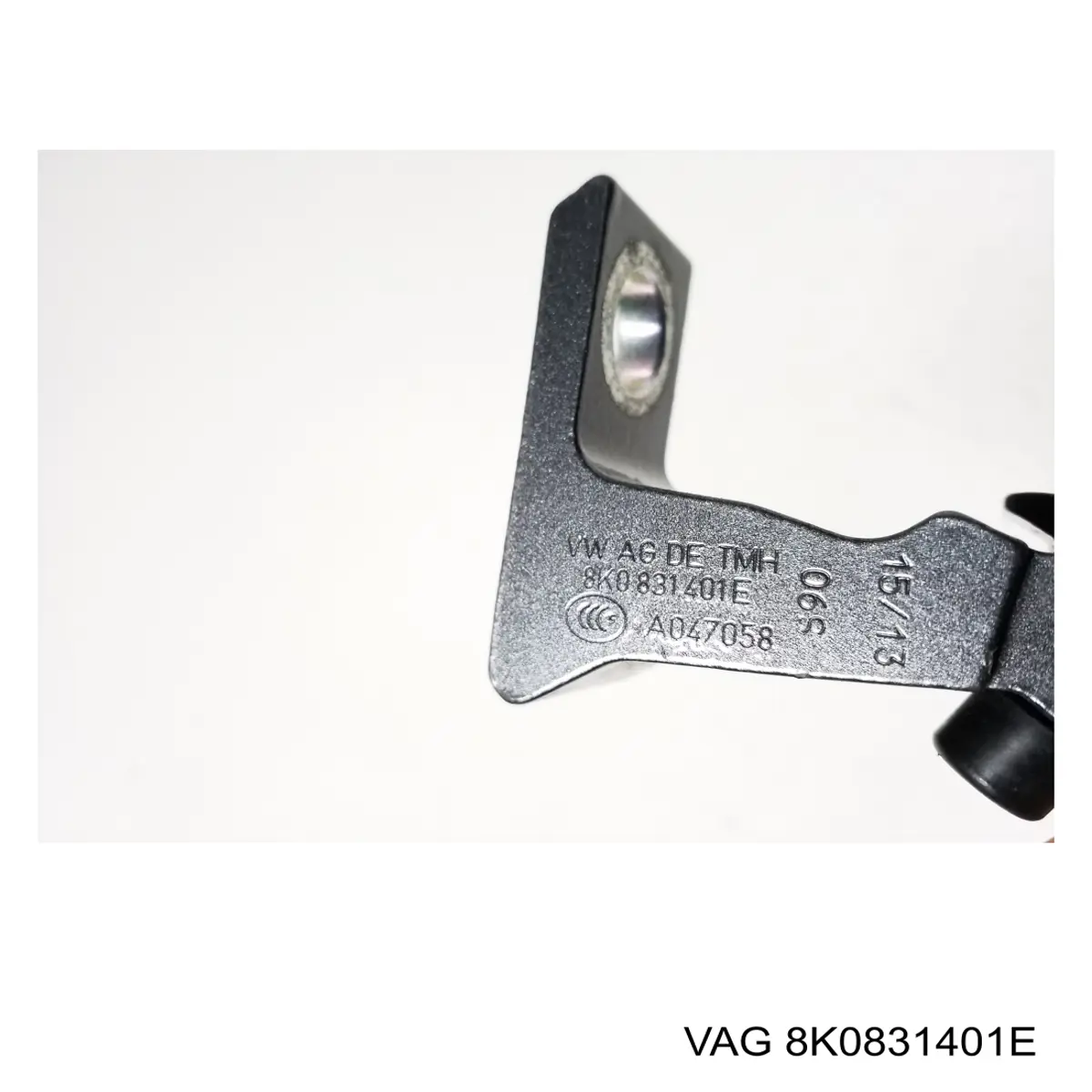 Comprar 8K0831401E VAG Bisagra de puerta trasera izquierda