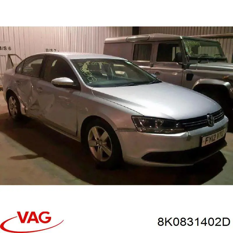 Comprar 8K0831402D VAG Bisagra de la puerta trasera derecha