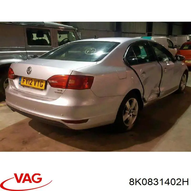 Comprar 8K0831402H VAG Bisagra de la puerta trasera derecha