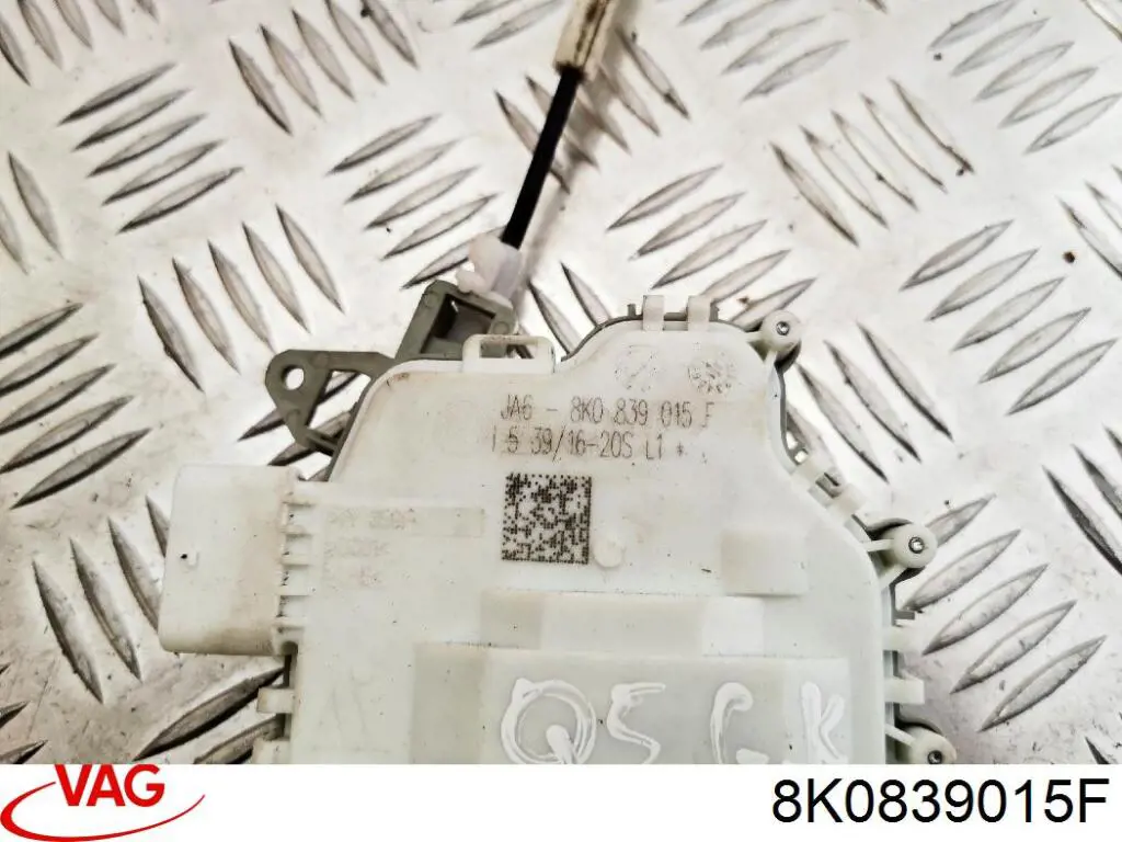 8K0839015F VAG Cerradura de puerta trasera izquierda