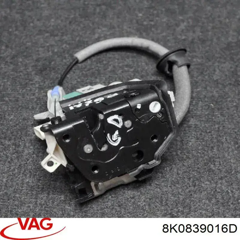 8K0839016D VAG Cerradura de la puerta trasera derecha